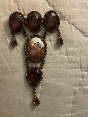 Antique-Style Purple Glass & Porcelain Cameo Brooch